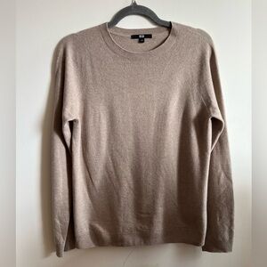 Uniqlo 100 % Cashmere Sweater in Taupe Size Small